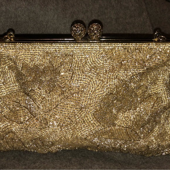 Purse - Picture 1 of 5